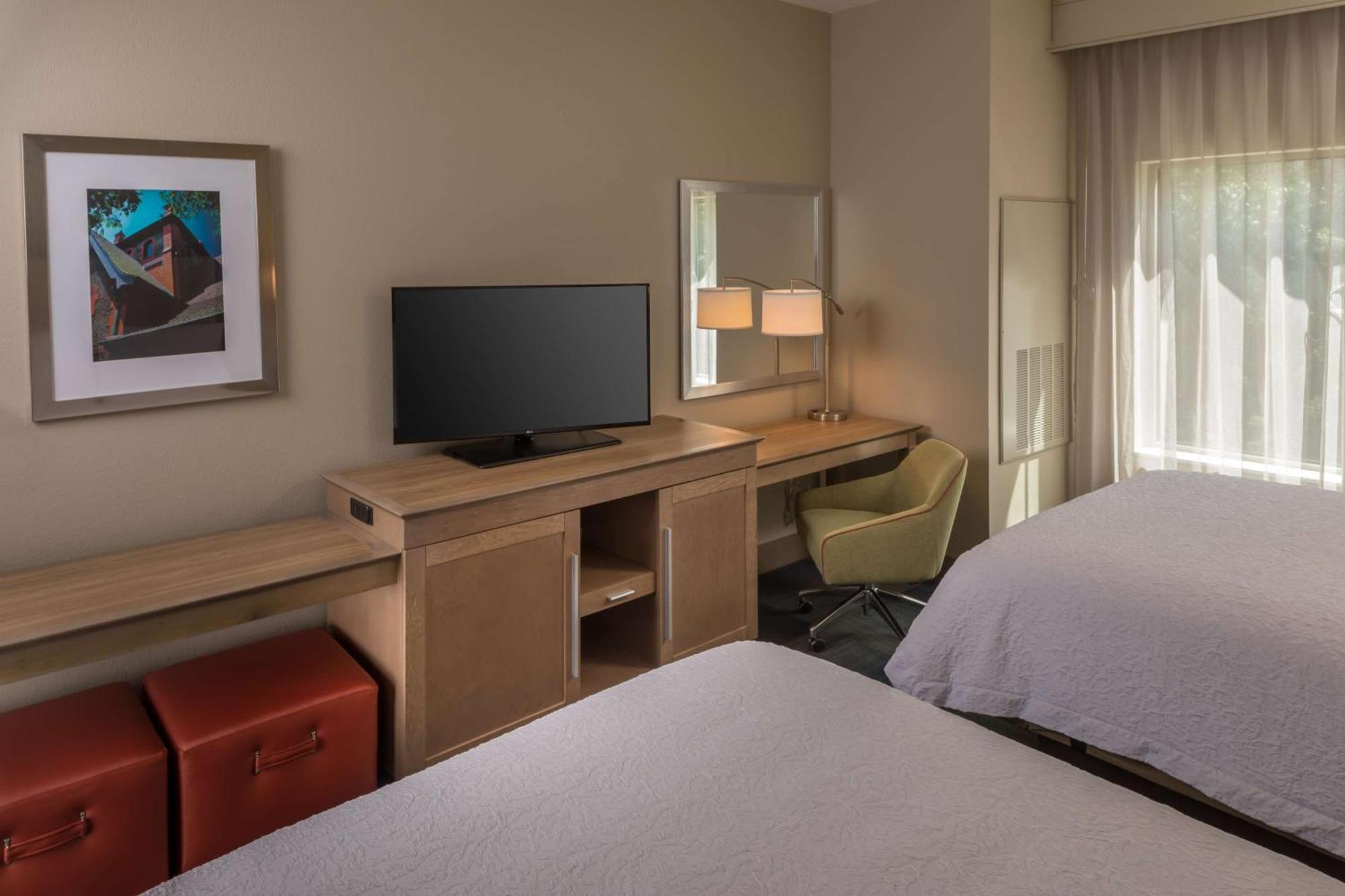 Hampton Inn & Suites-Asheville Biltmore Village, Nc Bagian luar foto
