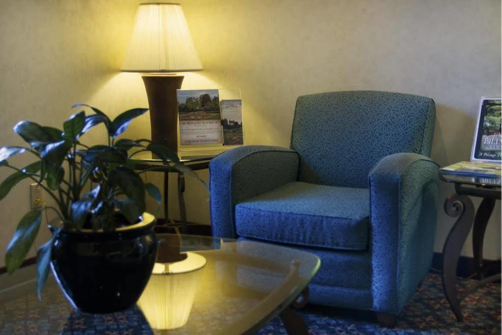 Hampton Inn & Suites-Asheville Biltmore Village, Nc Bagian luar foto